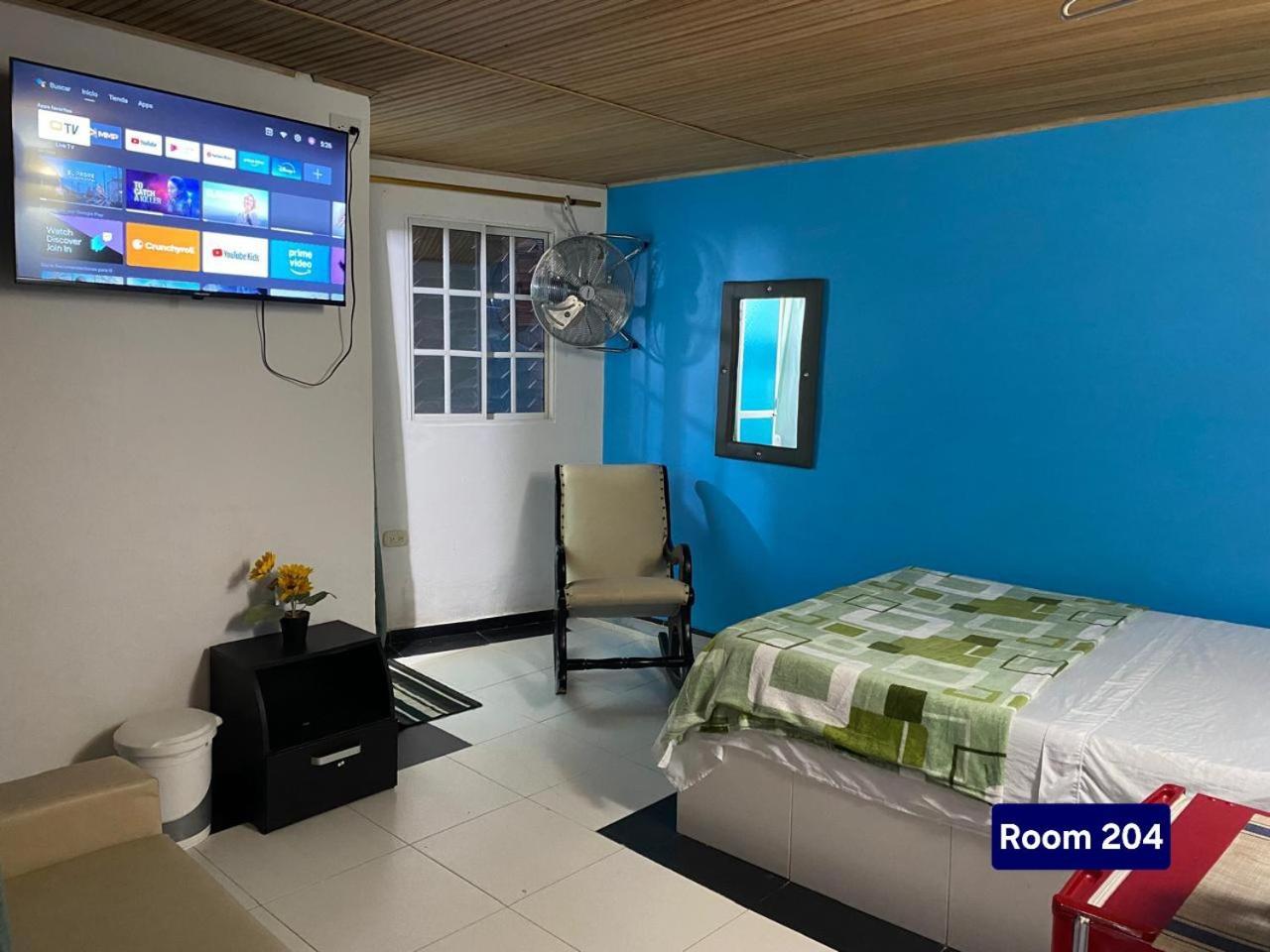 Express Relax - Base Camp Hotel